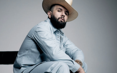 CRITICAN A CARIN LEÓN POR CANTAR EBRIO EN UN FESTIVAL MUSICAL EN EU